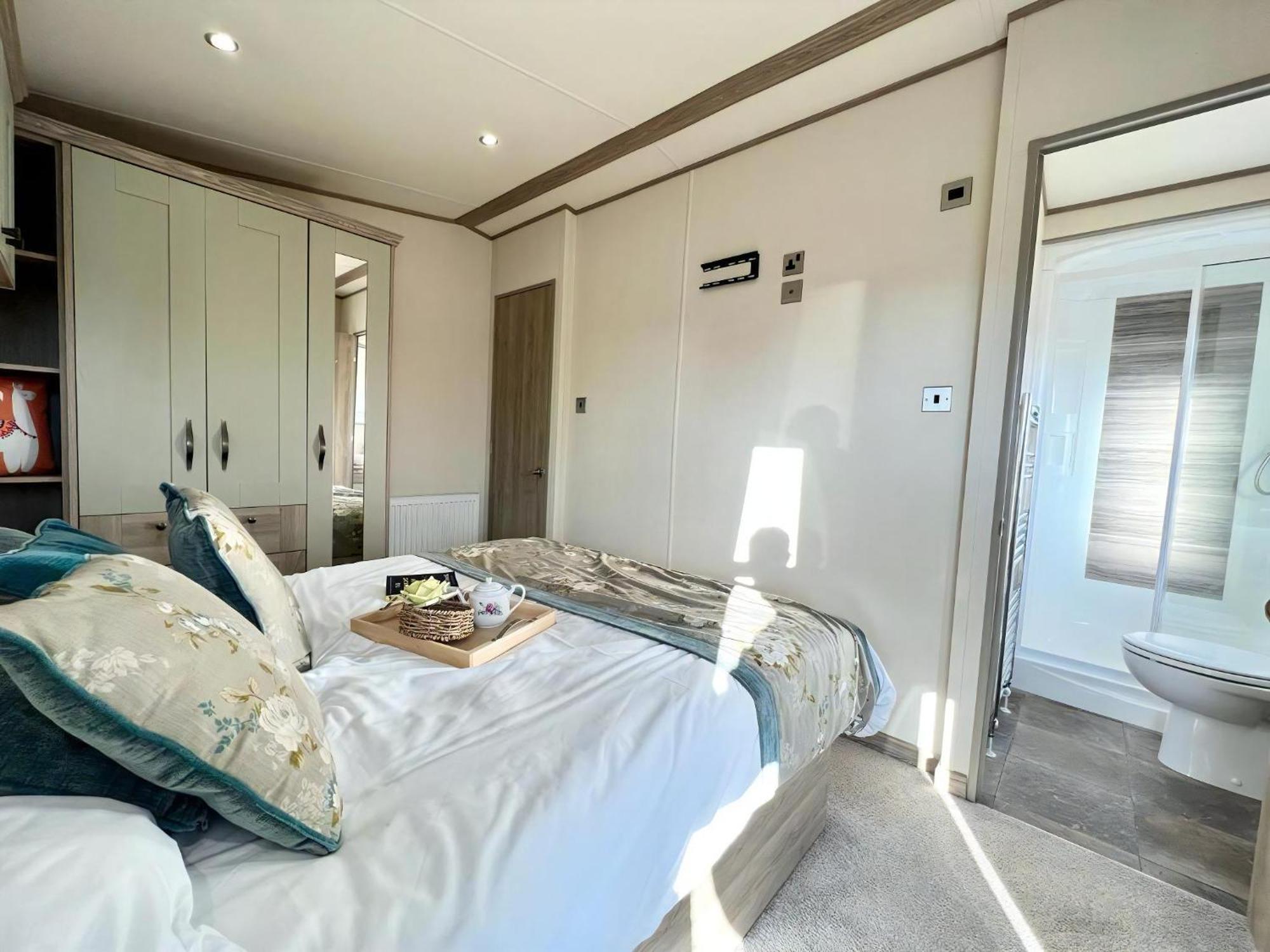 Stunning Caravan With Full Lake View At Southview Holiday Park Ref 33004Ml Skegness Esterno foto